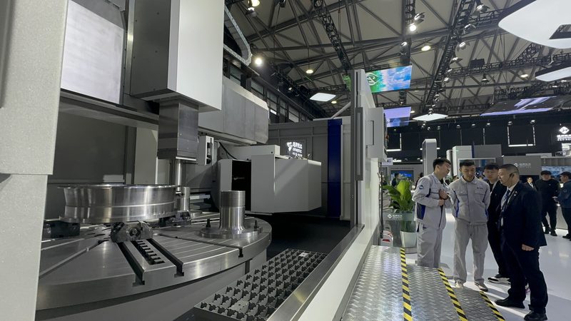 揭秘2025数控机床十大厂家排名背后的真相